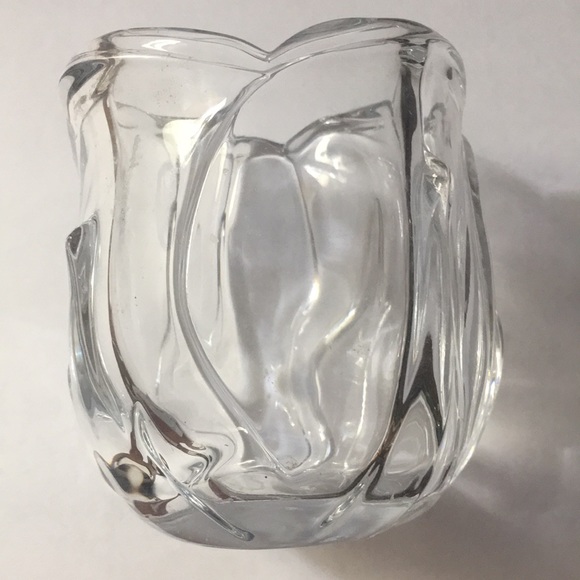 (3/$35) Clear glass votive candle holder (rose shape) - Picture 2 of 3